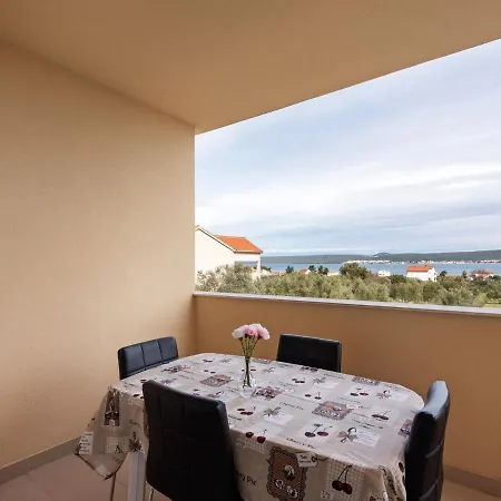 Simplistic In With Balcony